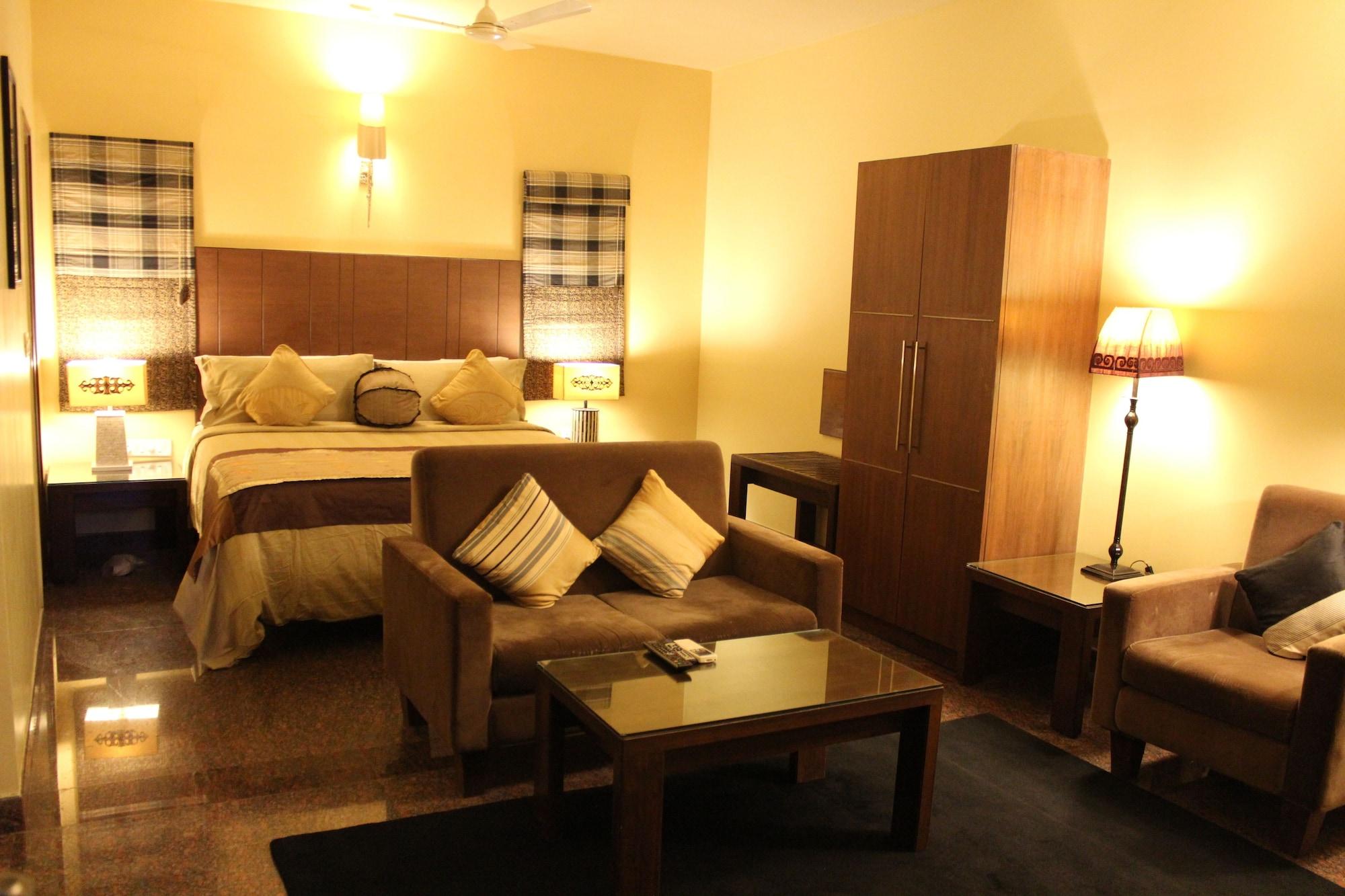 Justa Indiranagar Lejlighedshotel Bangalore Værelse billede