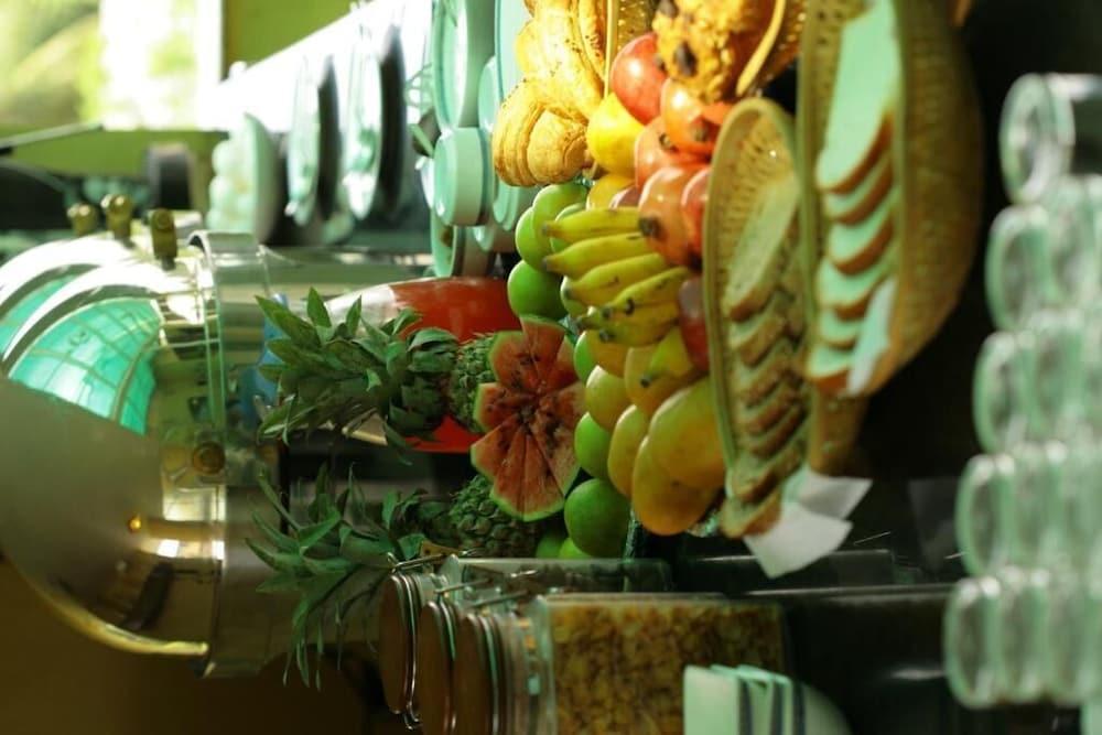 Justa Indiranagar Lejlighedshotel Bangalore Eksteriør billede