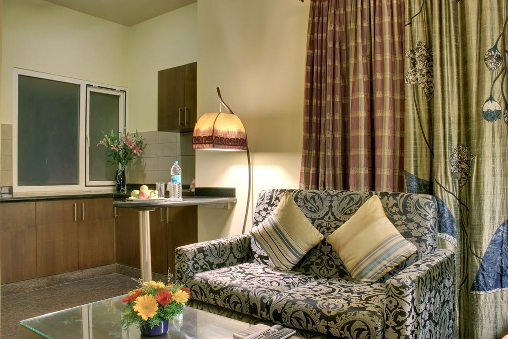 Justa Indiranagar Lejlighedshotel Bangalore Eksteriør billede