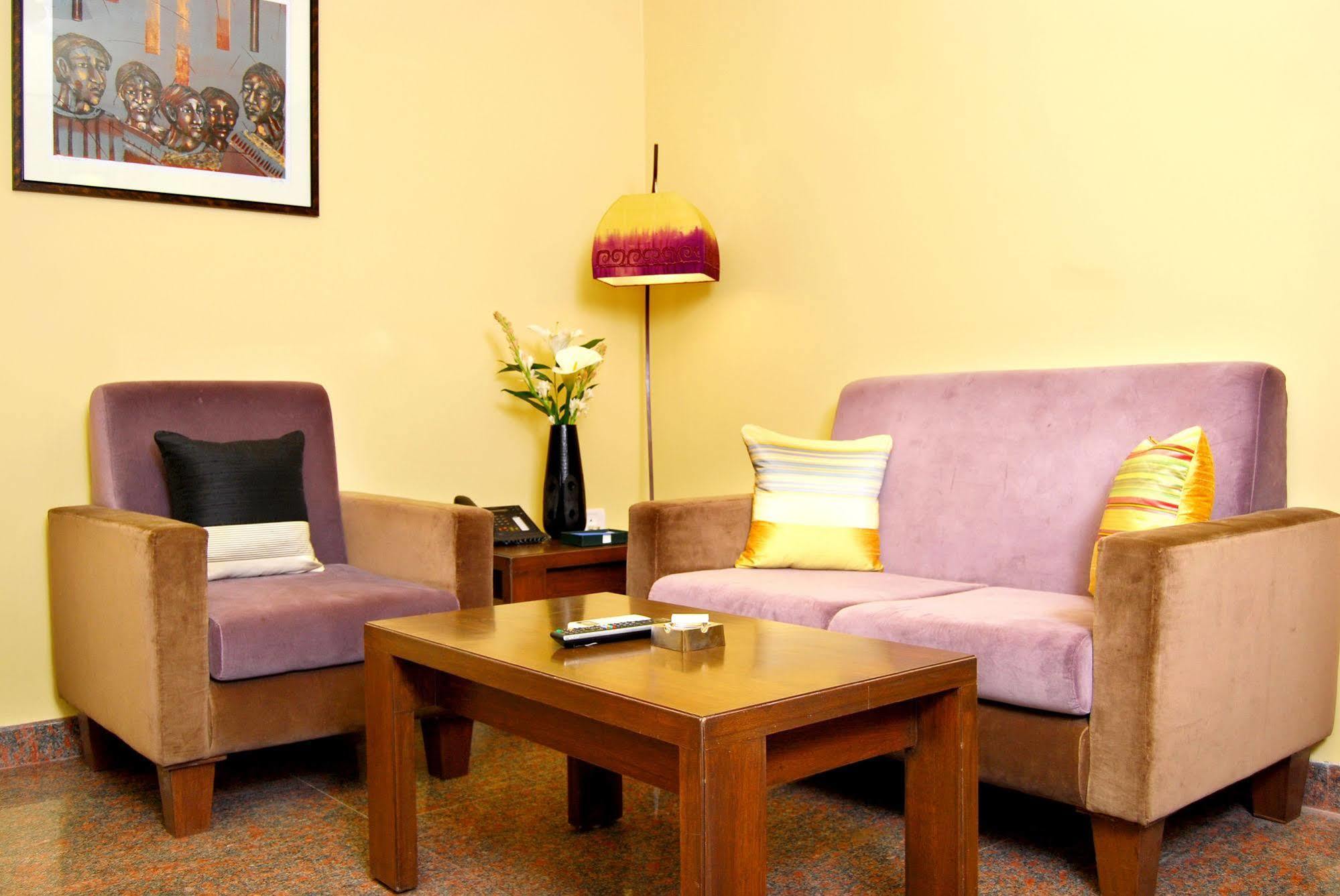 Justa Indiranagar Lejlighedshotel Bangalore Eksteriør billede