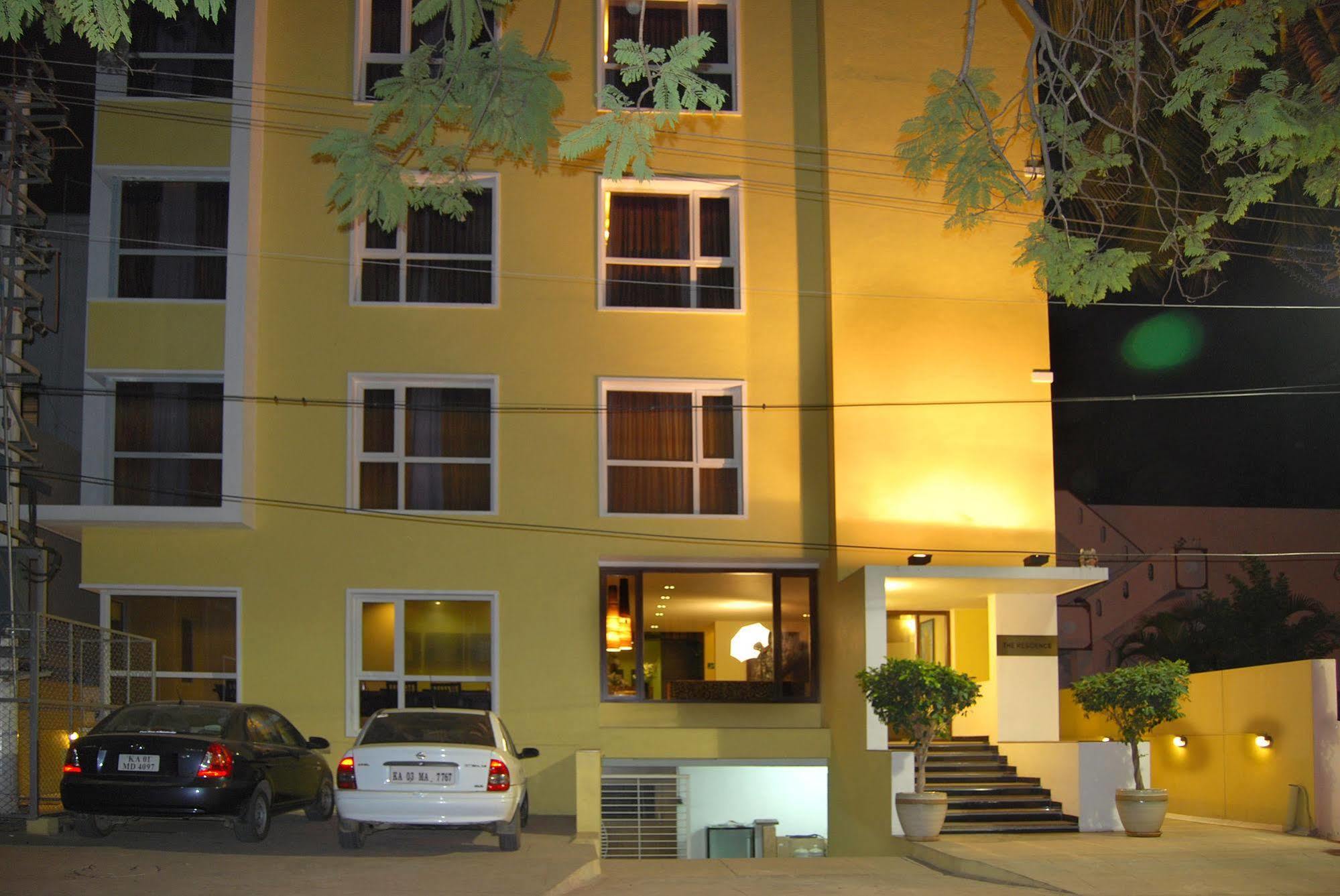 Justa Indiranagar Lejlighedshotel Bangalore Eksteriør billede