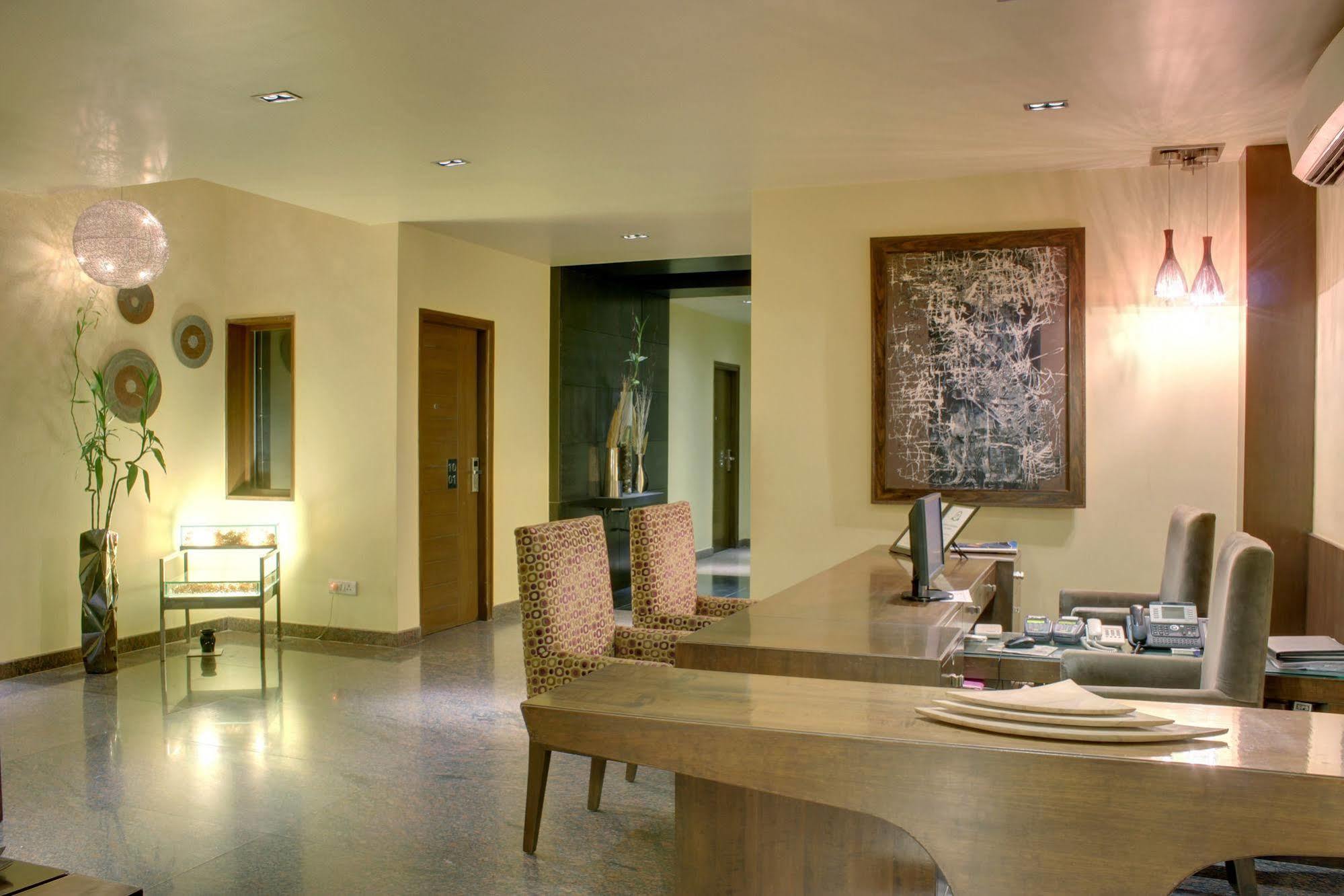 Justa Indiranagar Lejlighedshotel Bangalore Eksteriør billede